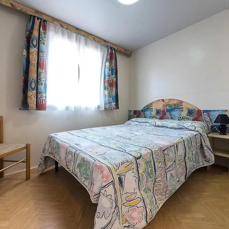 Pleasant Mobile In With Shared Pool * Sorso